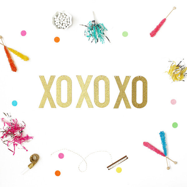 XOXOXO Glitter Banner